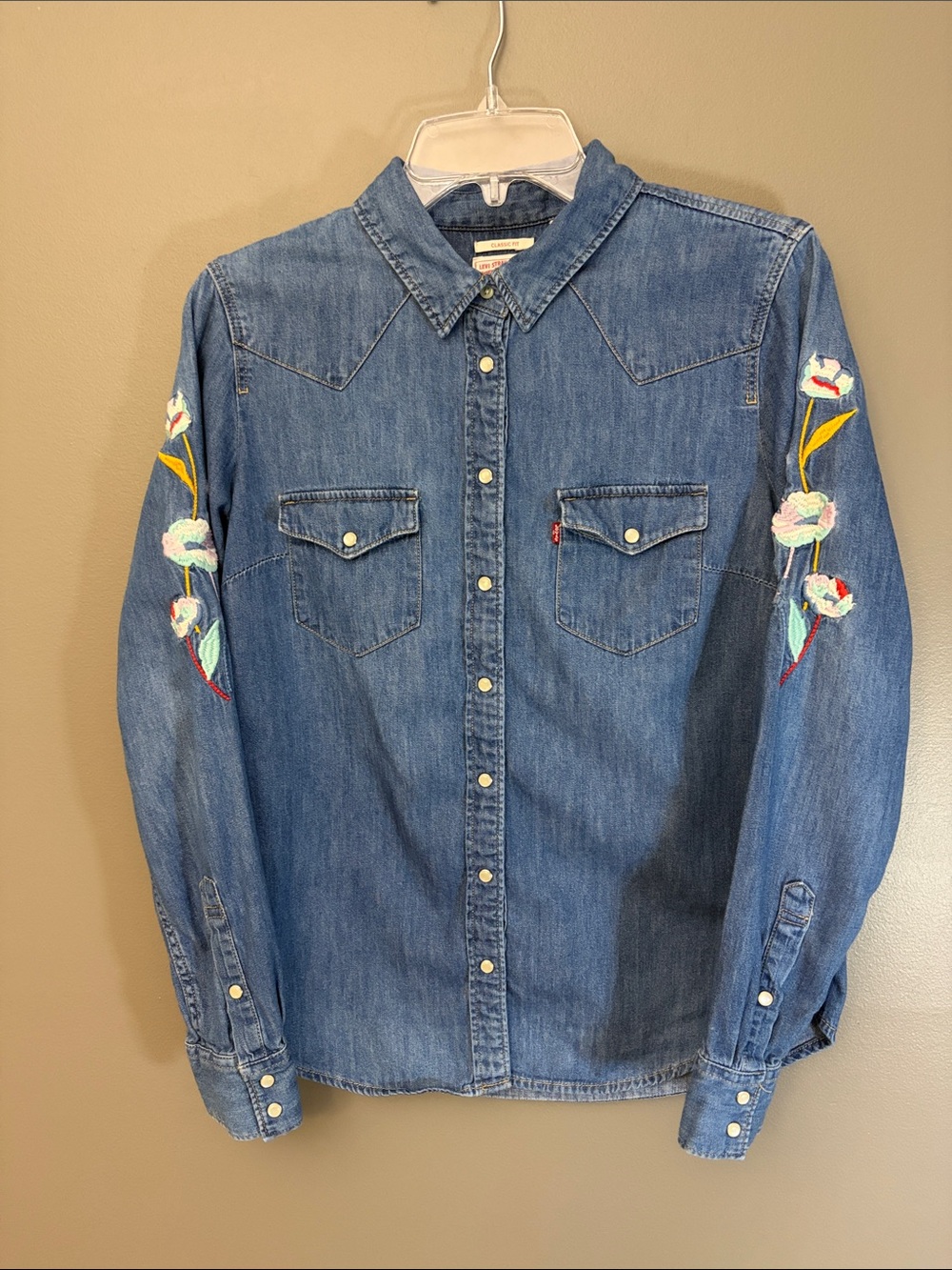 Levi Denim Women’s Western Pearl Snap Shirt with Embroidered Flowers - Size M